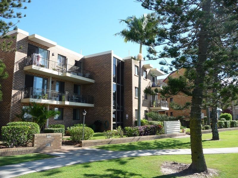 24/490 Marine Parade, Biggera Waters QLD 4216