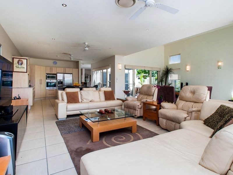 5202 Marine Drive West, Sanctuary Cove QLD 4212