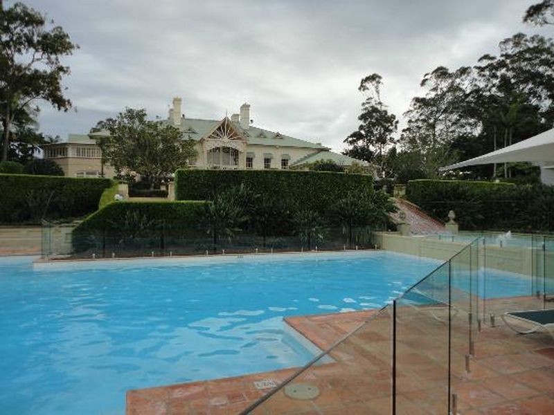 5202 Marine Drive West, Sanctuary Cove QLD 4212