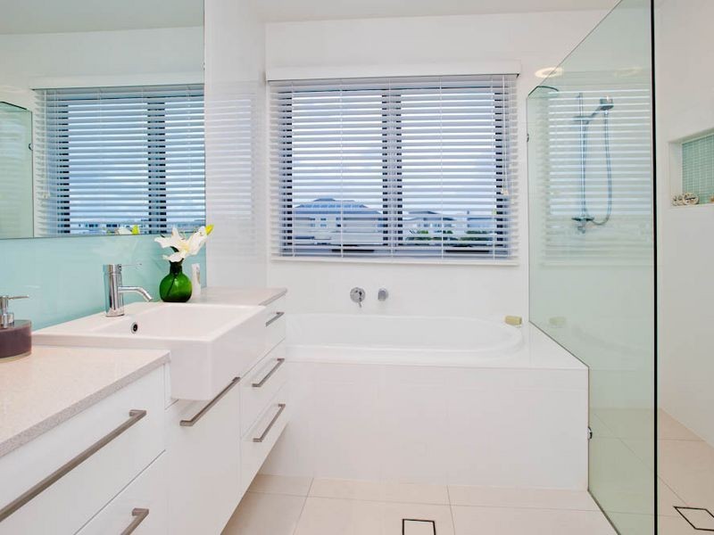 23 MIDDLE QUAY DRIVE, Biggera Waters QLD 4216