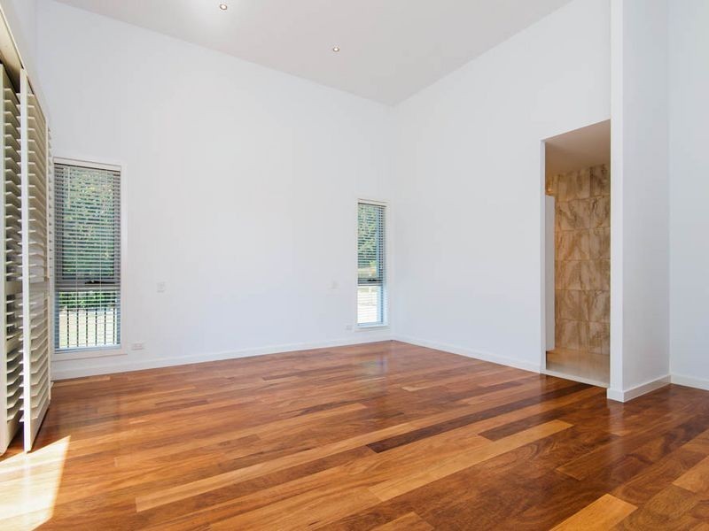 25 Karema Crescent, Runaway Bay QLD 4216