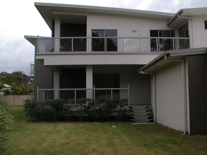 1/38 Worendo Street, Southport QLD 4215