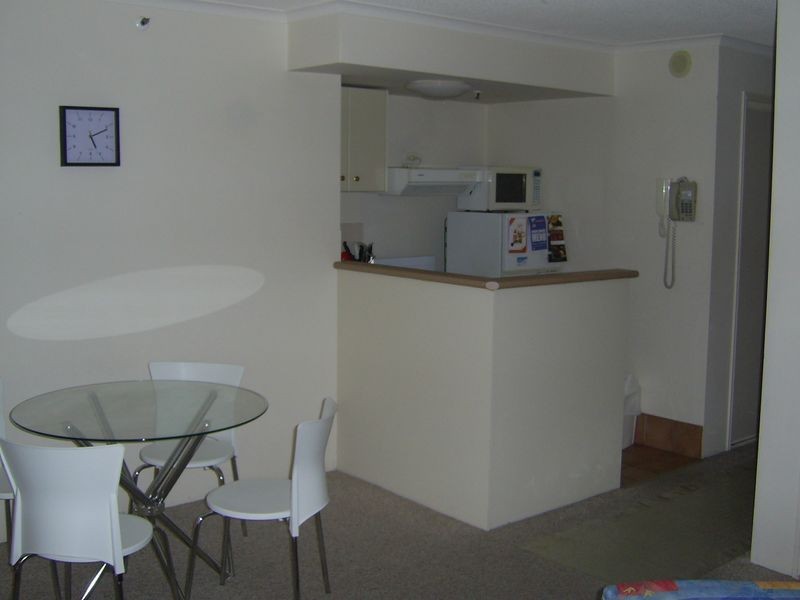 10/452 Marine Parade, Biggera Waters QLD 4216