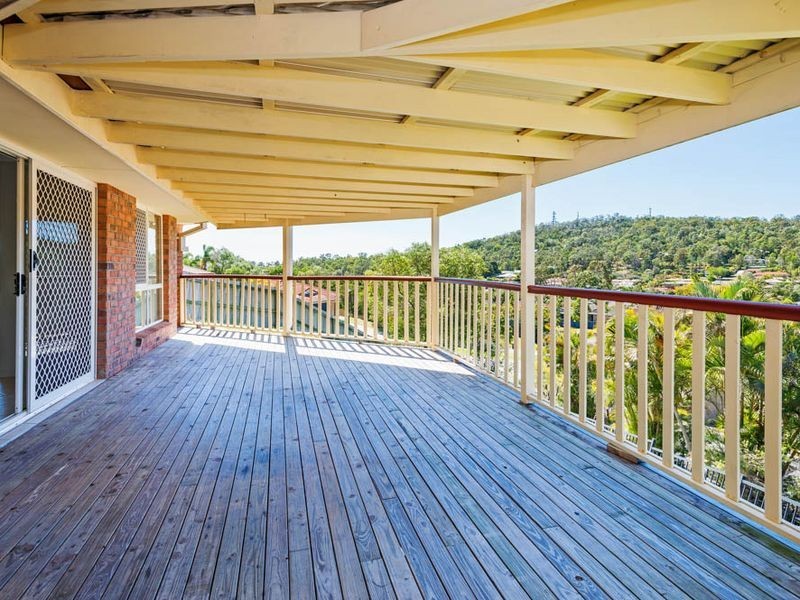 8 Buddy Holly Close, Parkwood QLD 4214