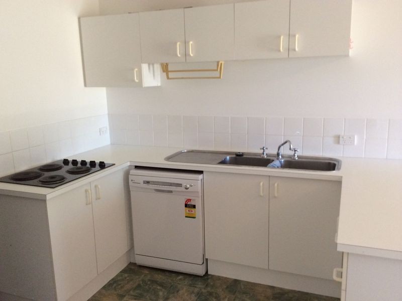 1/108 Kangaroo Avenue, Coombabah QLD 4216