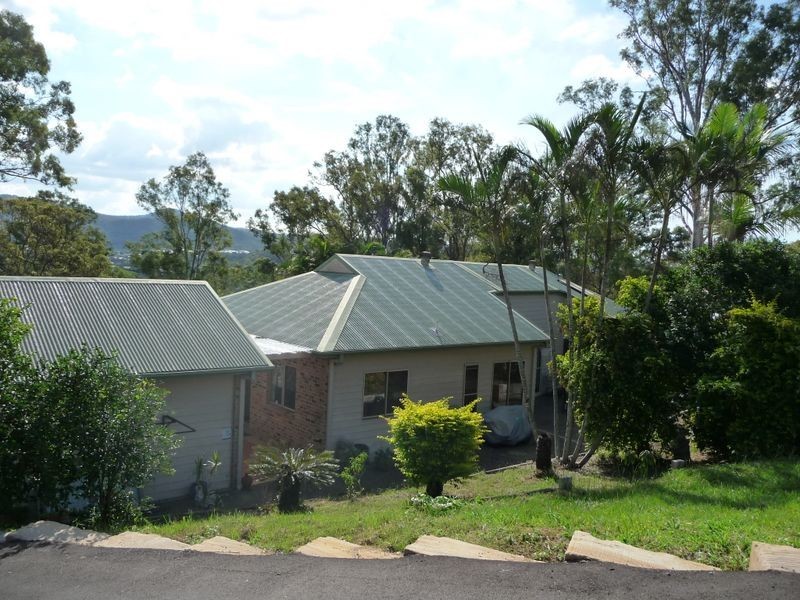 22 Ruth Terrace, Oxenford QLD 4210