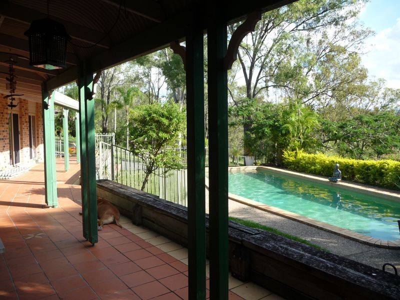 22 Ruth Terrace, Oxenford QLD 4210