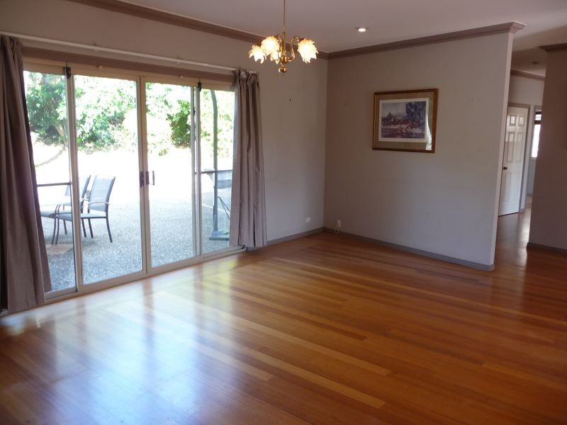 22 Ruth Terrace, Oxenford QLD 4210