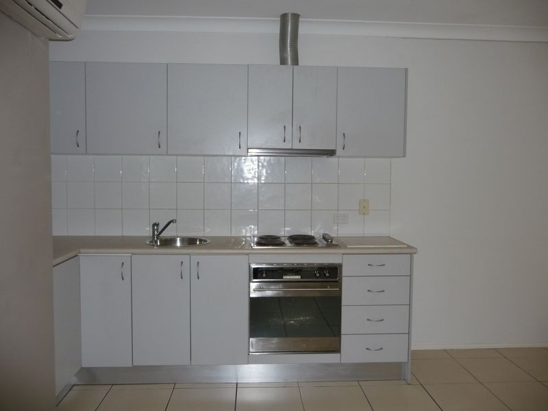 Scarborough St, Southport QLD 4215