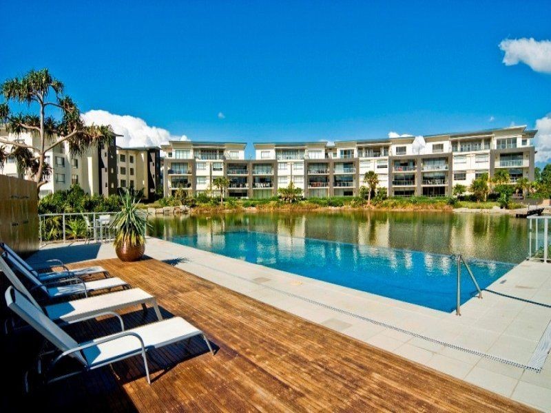 342 / 3-5 Pendraat Parade, Hope Island QLD 4212