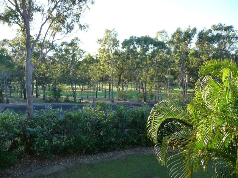 24/76 Chichester Drive, Arundel QLD 4214