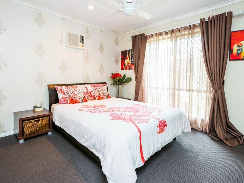 43 Yangoora Crescent, Ashmore QLD 4214