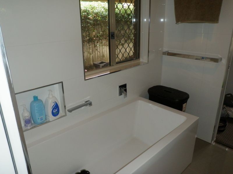 9 Matisse Court, Coombabah QLD 4216