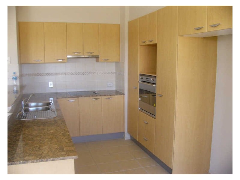 9 Torrevella Vista, Coombabah QLD 4216