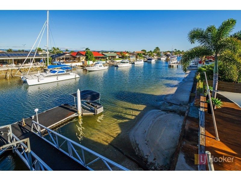 16 OGRADY DRIVE, Paradise Point QLD 4216