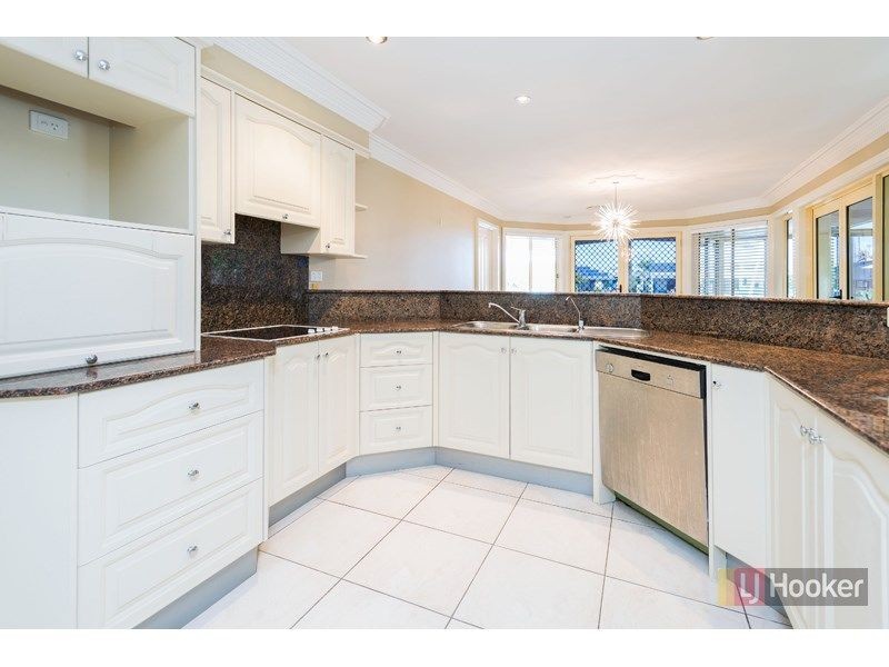 16 OGRADY DRIVE, Paradise Point QLD 4216