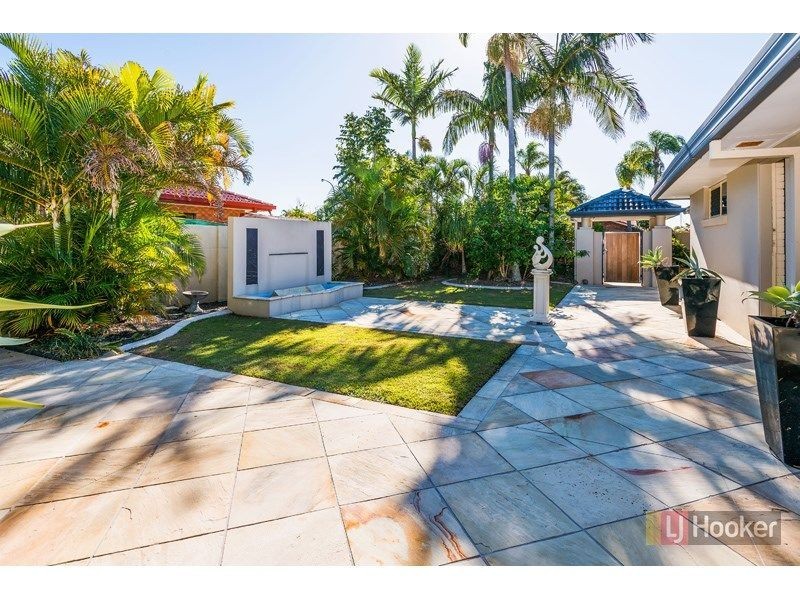 16 OGRADY DRIVE, Paradise Point QLD 4216