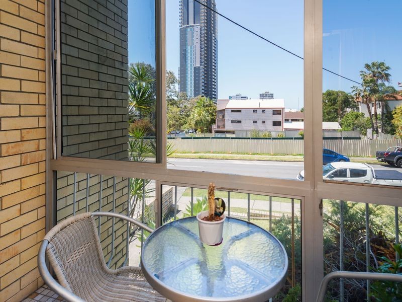 2/6 Garden Street, Southport QLD 4215