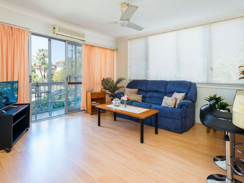 2/6 Garden Street, Southport QLD 4215