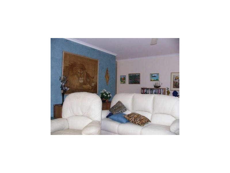 15 River Oak Drive, Helensvale QLD 4212