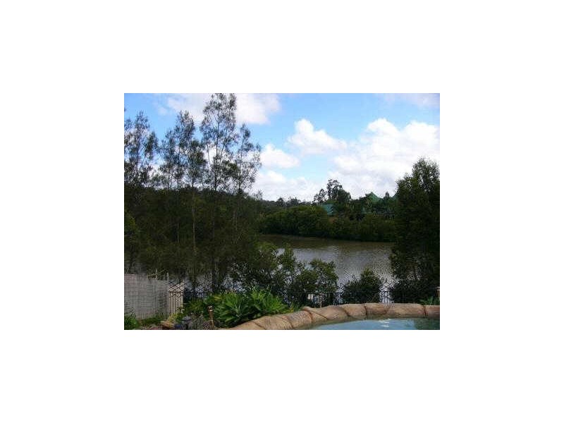 15 River Oak Drive, Helensvale QLD 4212
