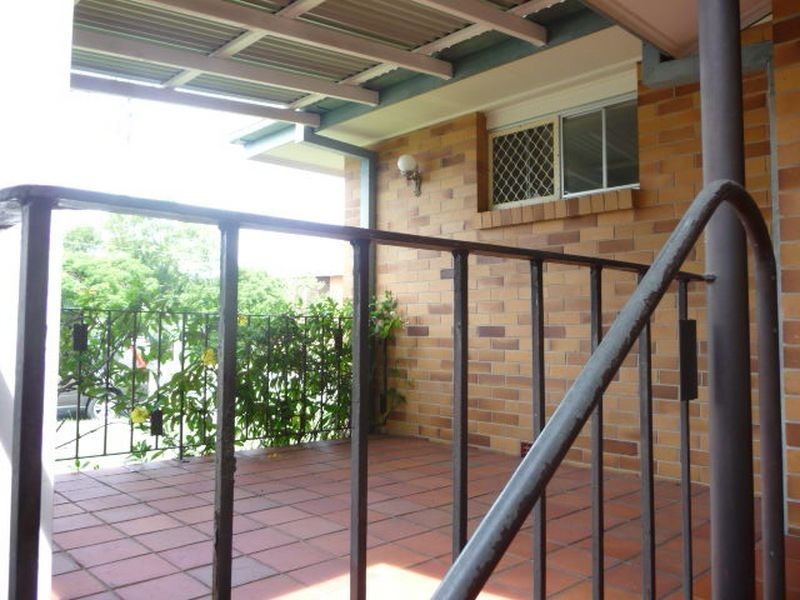 24 Morala Avenue, Runaway Bay QLD 4216