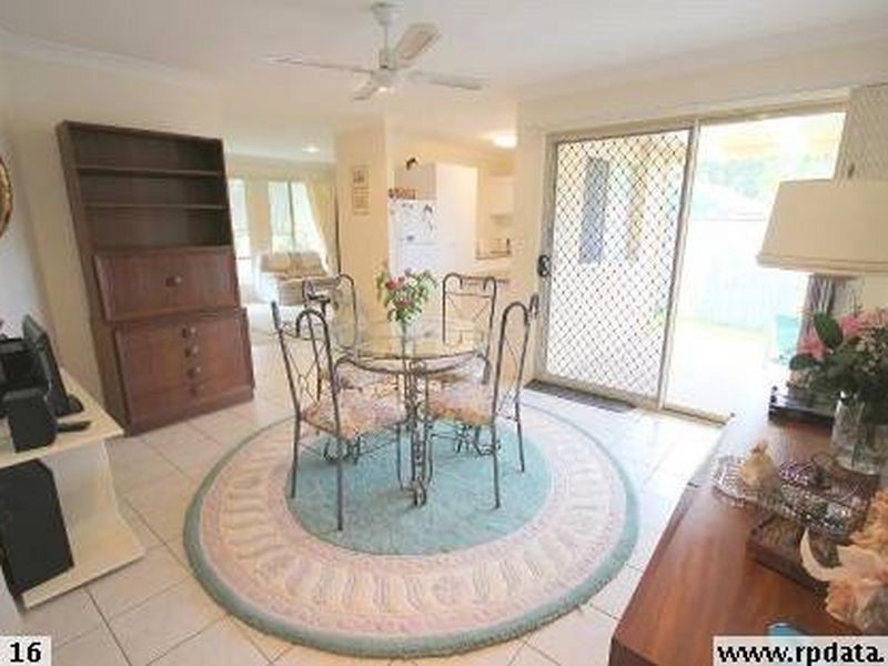 11 Madasin Close, Arundel QLD 4214