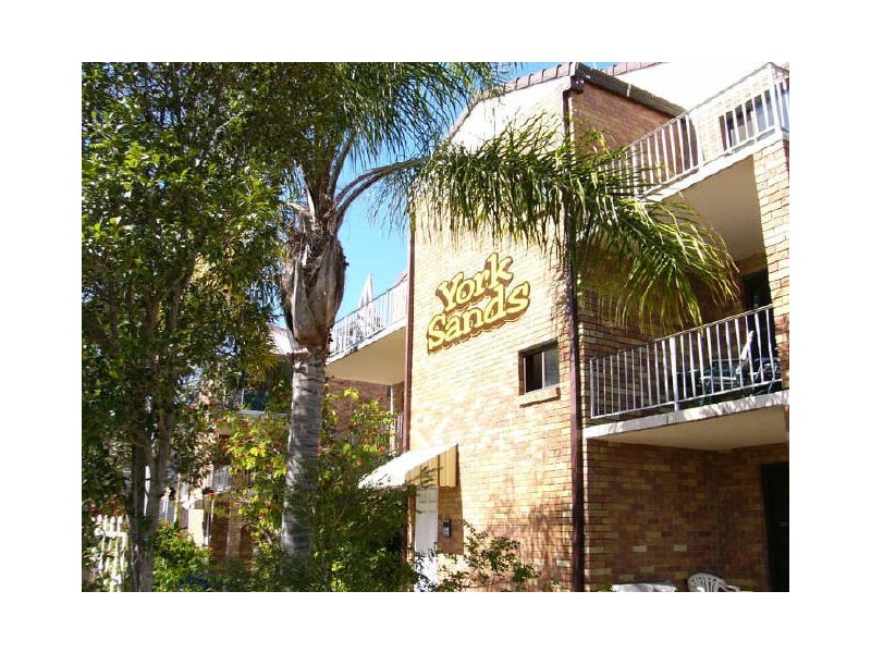Labrador QLD 4215