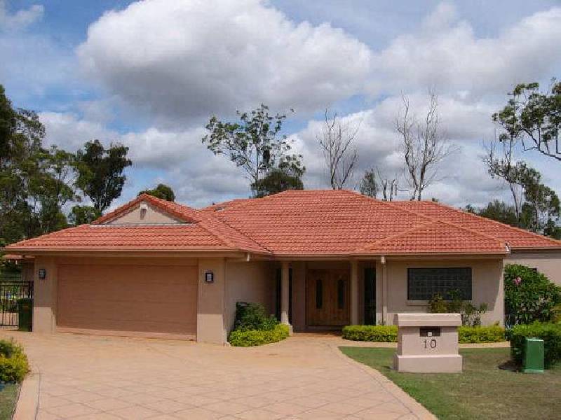 10 Parnham Court, Arundel QLD 4214