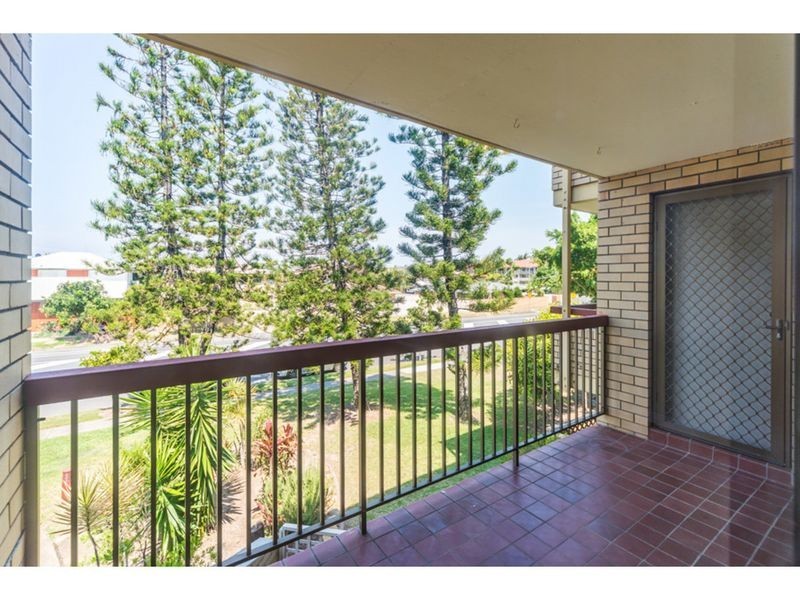 3/106 Bayview Street, Runaway Bay QLD 4216