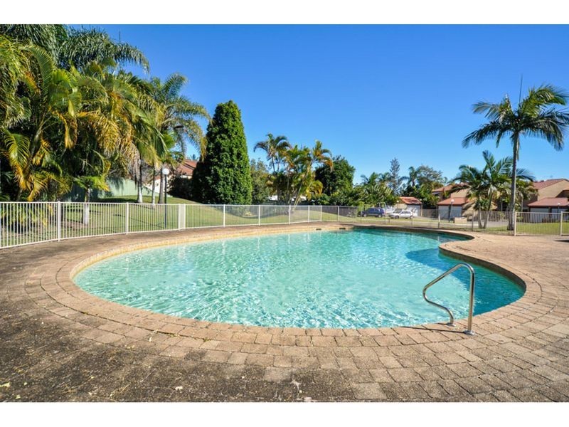 3/106 Bayview Street, Runaway Bay QLD 4216