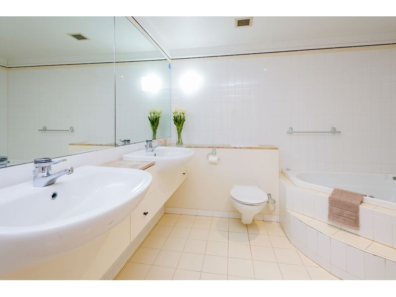 5/76 Chichester Drive, Arundel QLD 4214