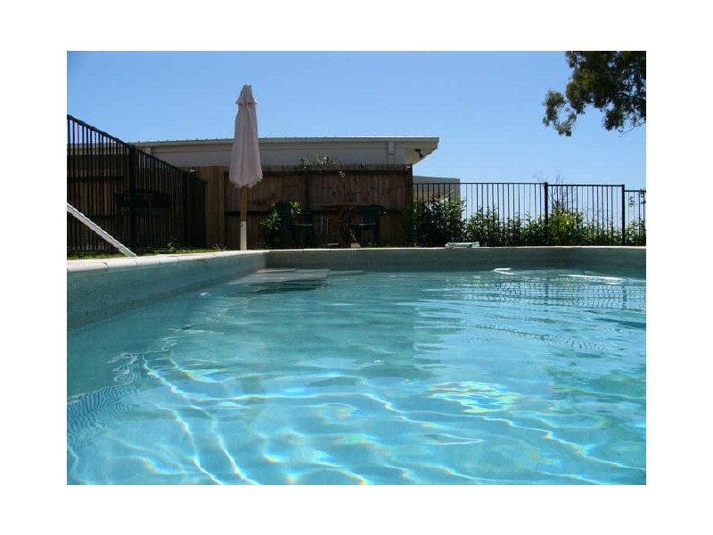 19 Zane Street, Molendinar QLD 4214