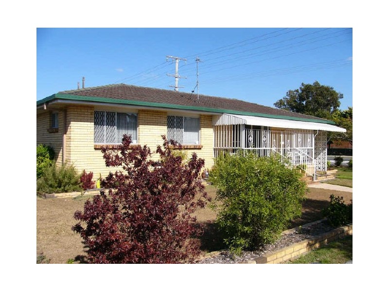 2 Kropp Street, Biggera Waters QLD 4216