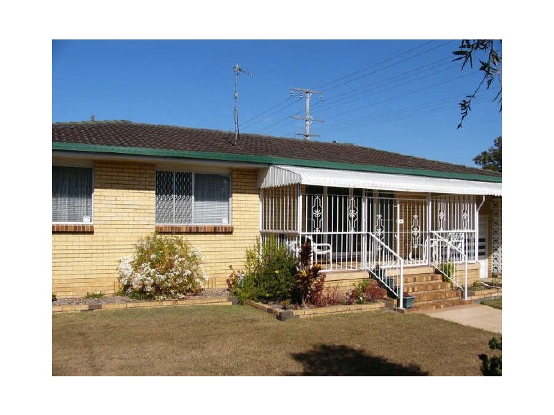 2 Kropp Street, Biggera Waters QLD 4216