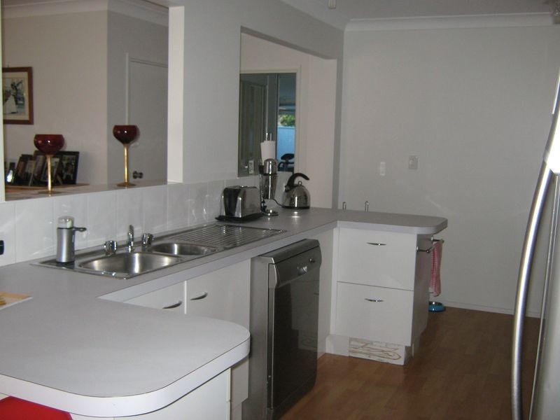 52 Howard Street, Runaway Bay QLD 4216