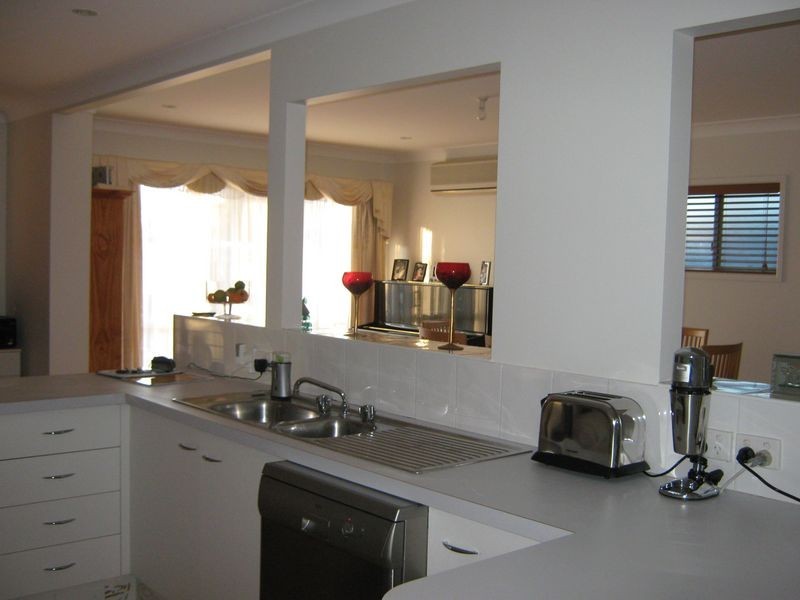 52 Howard Street, Runaway Bay QLD 4216