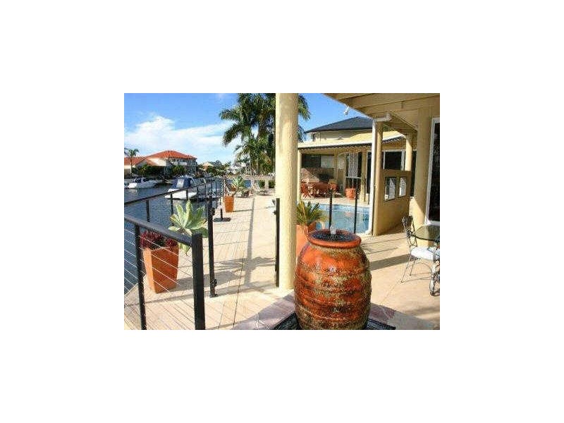 126 Pebble Beach Drive, Runaway Bay QLD 4216