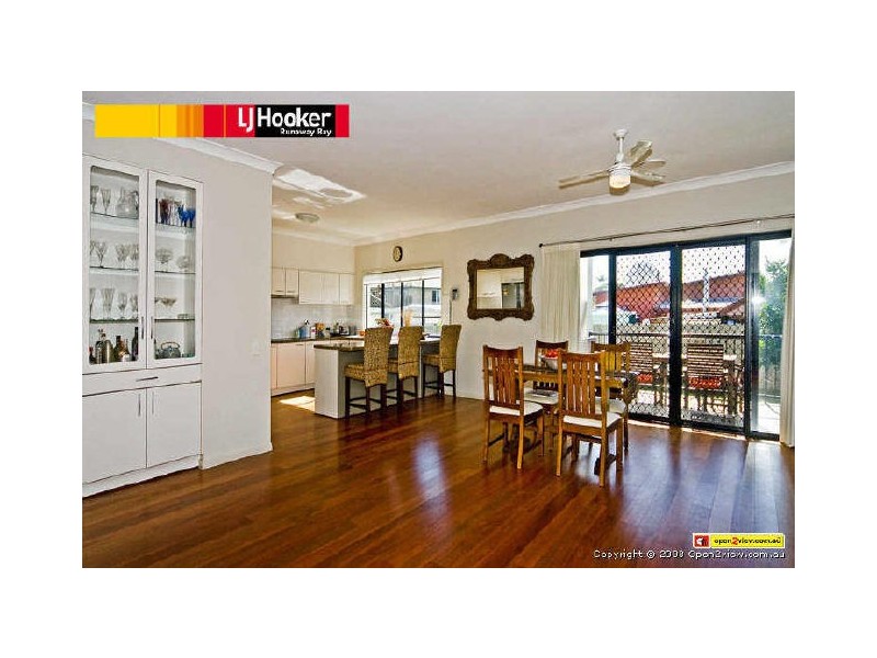 27 Ocean Street, Runaway Bay QLD 4216