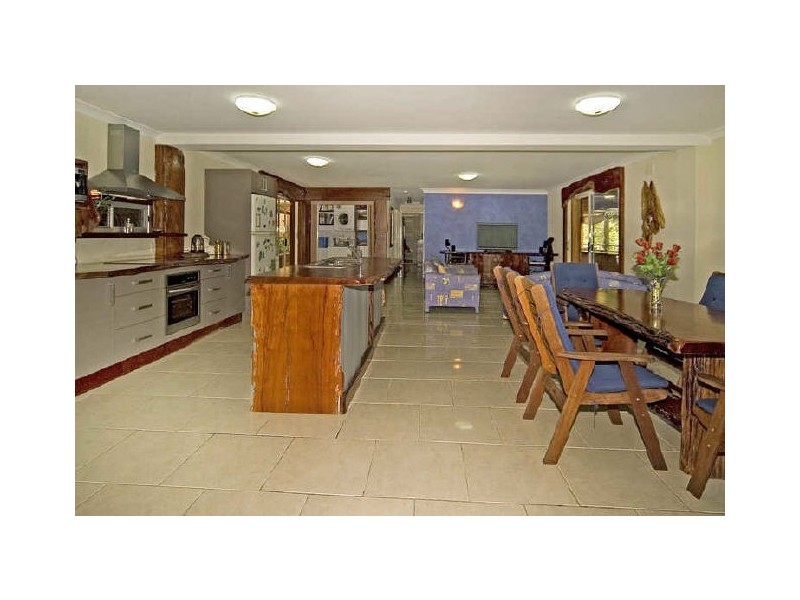 73 Baratta Street, Southport QLD 4215