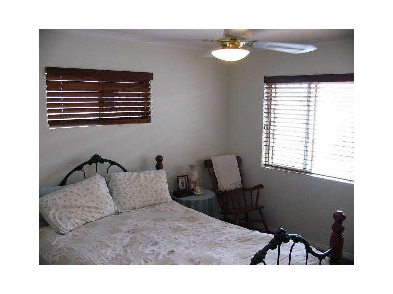 50 Annerley Avenue, Runaway Bay QLD 4216