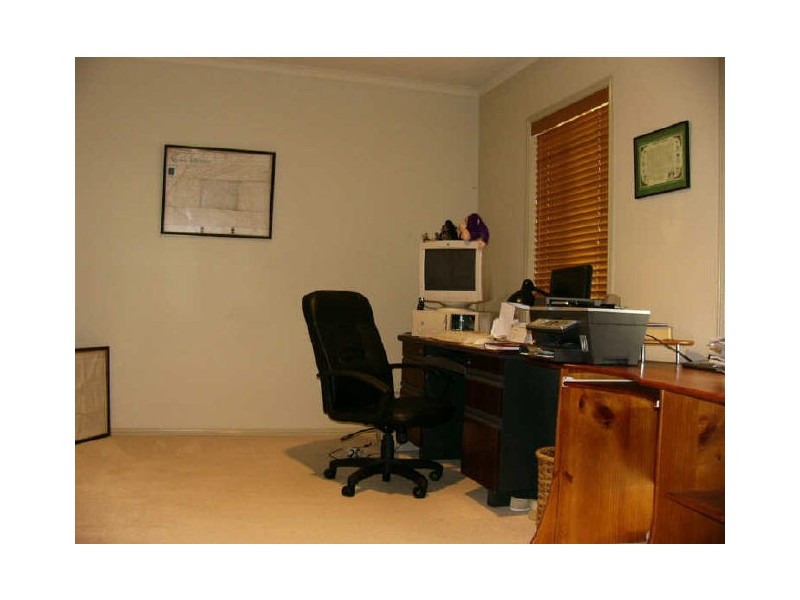 467 Pine Ridge Road, Runaway Bay QLD 4216