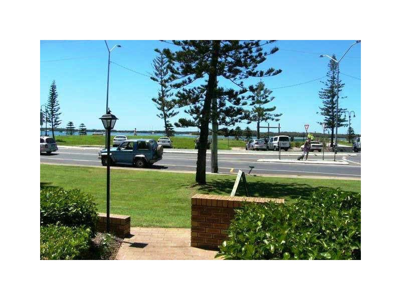 7/490 Marine Parade, Biggera Waters QLD 4216