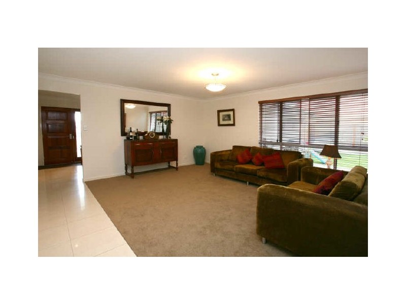 5 Lagos Court, Coombabah QLD 4216