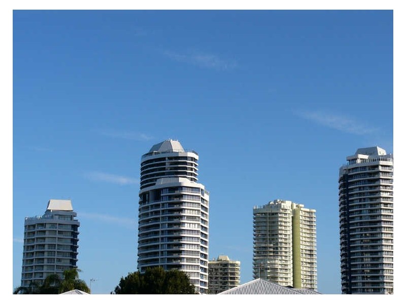 18/65 Bayview Street, Runaway Bay QLD 4216