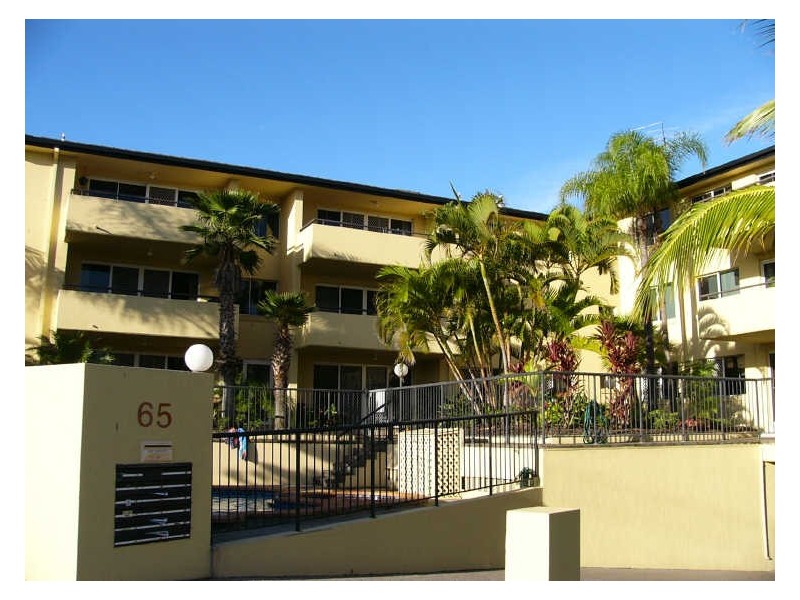 18/65 Bayview Street, Runaway Bay QLD 4216