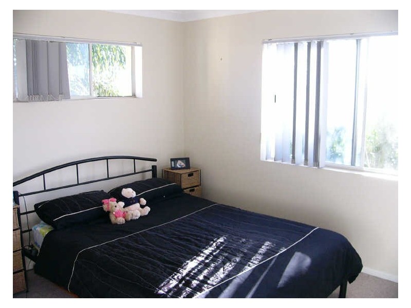 18/65 Bayview Street, Runaway Bay QLD 4216