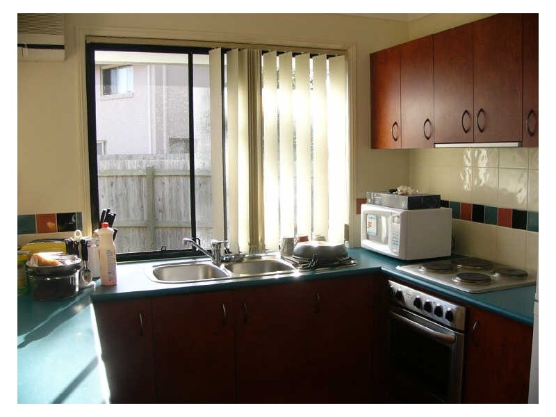 27 Serafina Drive, Helensvale QLD 4212