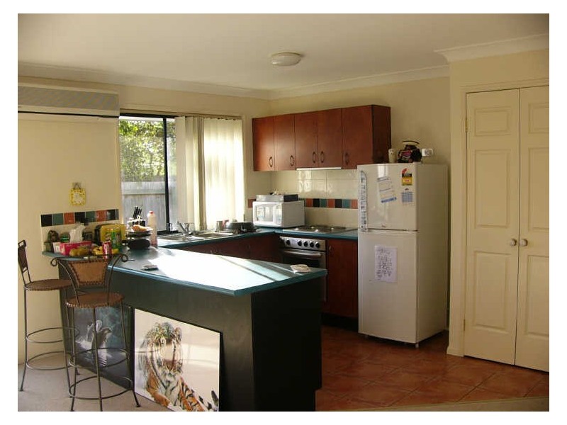 27 Serafina Drive, Helensvale QLD 4212