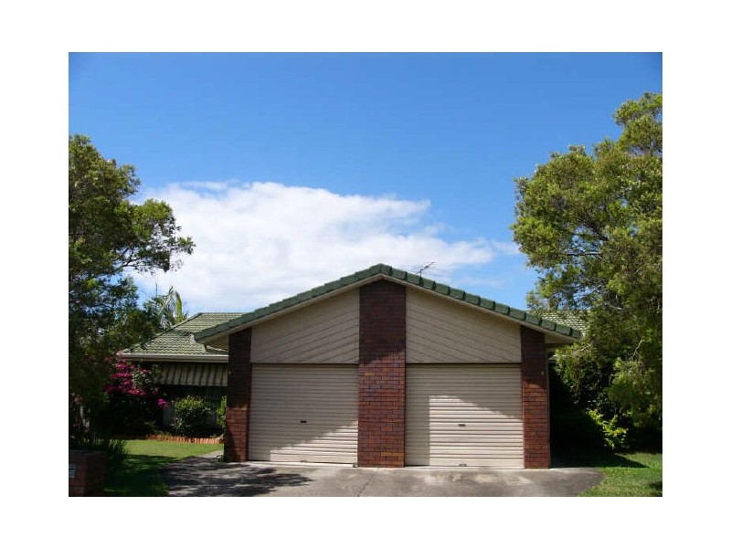 16 Brady Drive, Coombabah QLD 4216